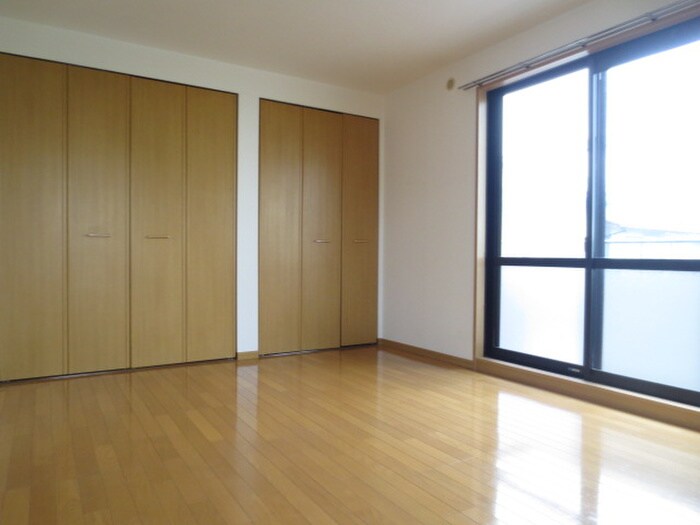 居室 サニ－コ－ト若宮