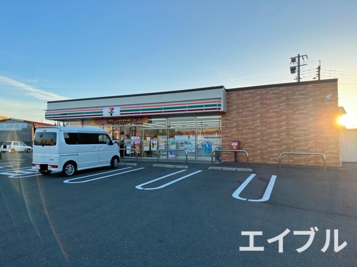 セブン-イレブン 嘉麻鴨生店(コンビニ)まで1800m ティーハウス