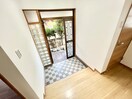 玄関 春日台２丁目戸建