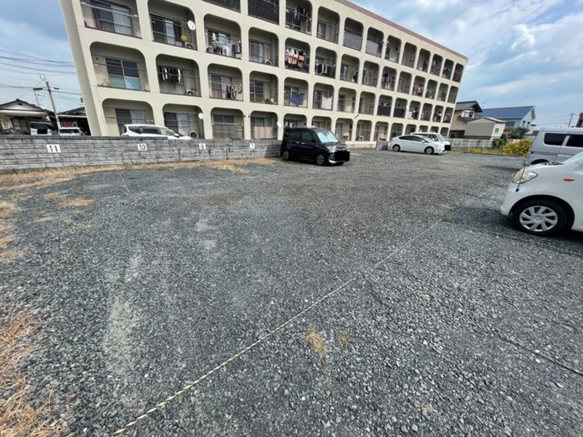 駐車場 ロイヤルハイツゆくはし