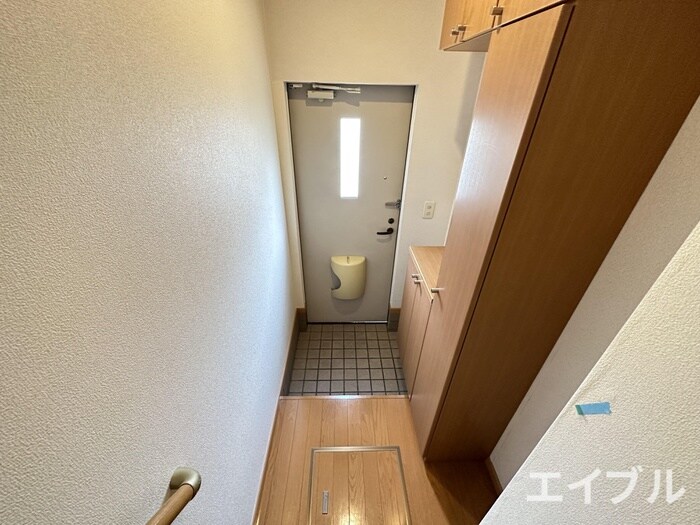玄関 フローラヴィレッジ　B棟