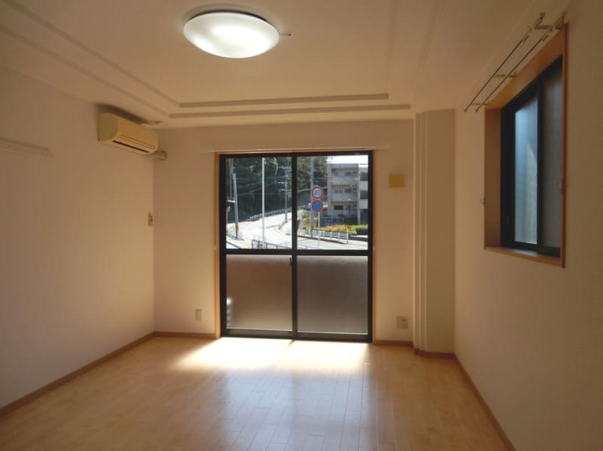 居室 ミュ－ルこが