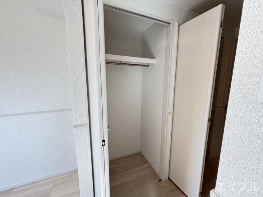 収納 ＦＬレジデンス１