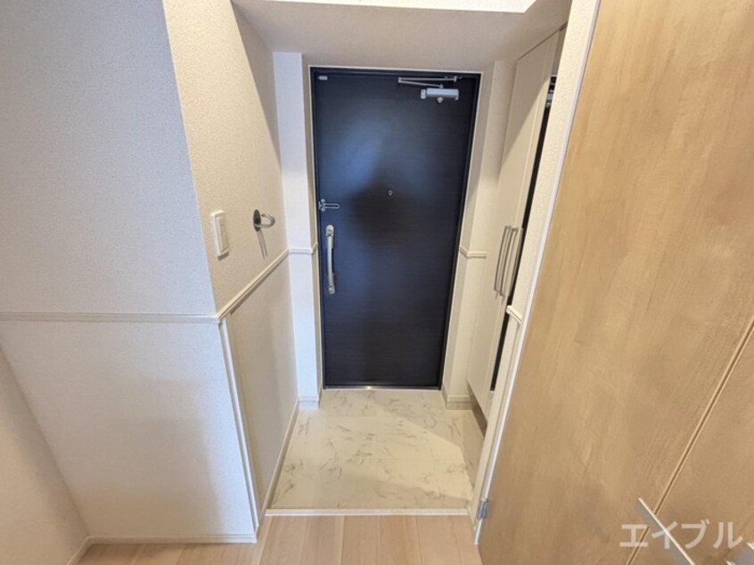 玄関 ＦＬレジデンス１