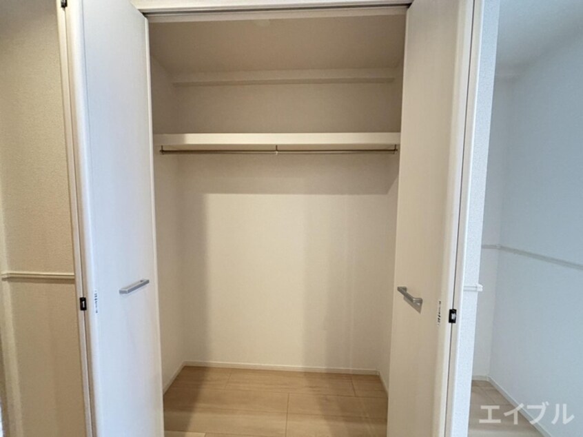 収納 ＦＬレジデンス１