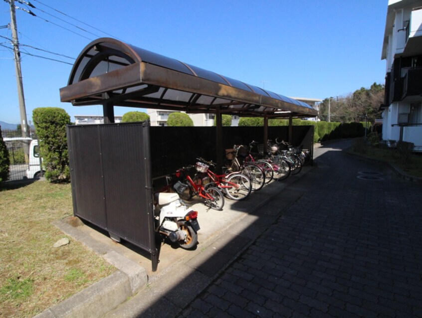 駐輪場 向山団地1000棟