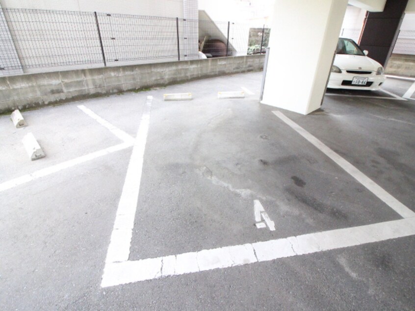 駐車場 エトワール五番館