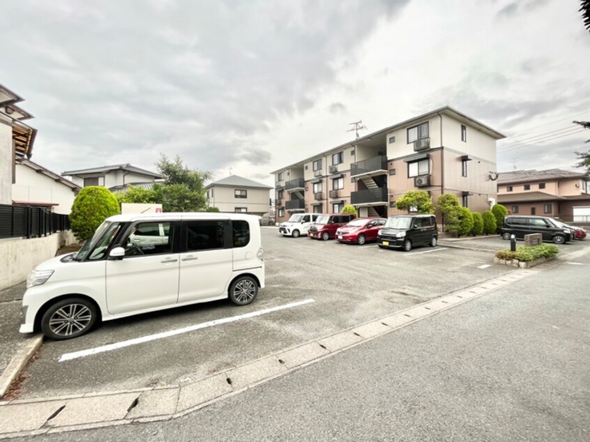 駐車場 ポサ－ダ平田