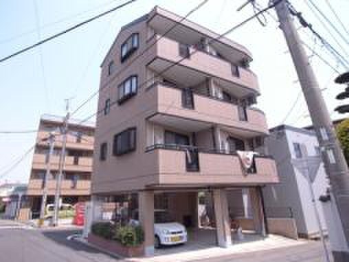 駐車場 モンタ－ニュ２１