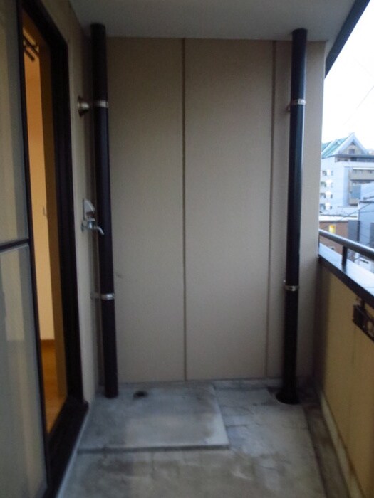 洗濯機置場 モンタ－ニュ２１