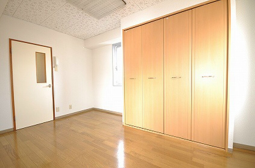 居室 まつやビル