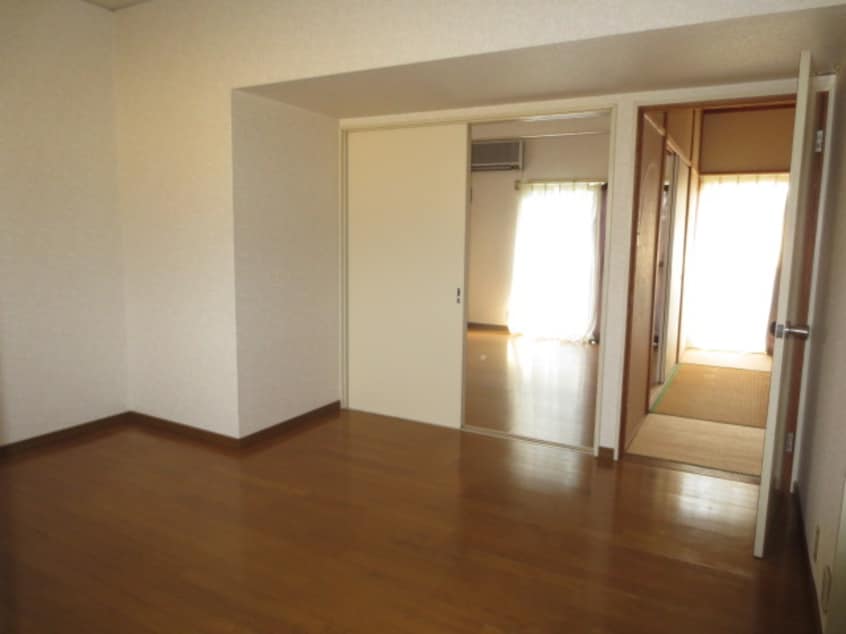 居室 アーバン和白