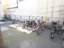 駐輪場 ラフィナーレアースコート魚町