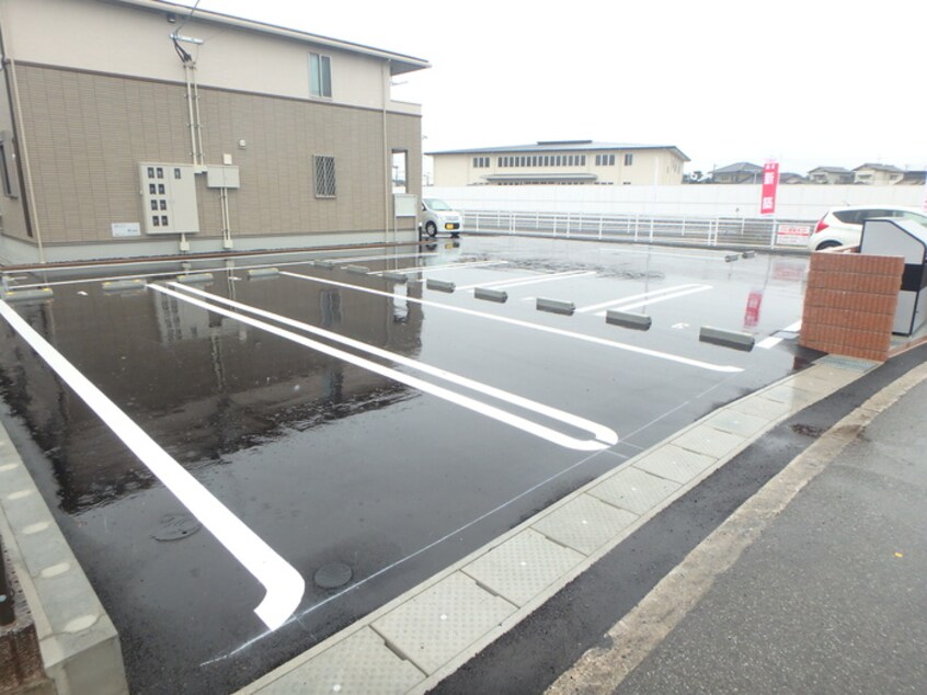 駐車場 ジェイ・ヴィルタスⅤ