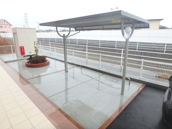 駐輪場 ジェイ・ヴィルタスⅤ