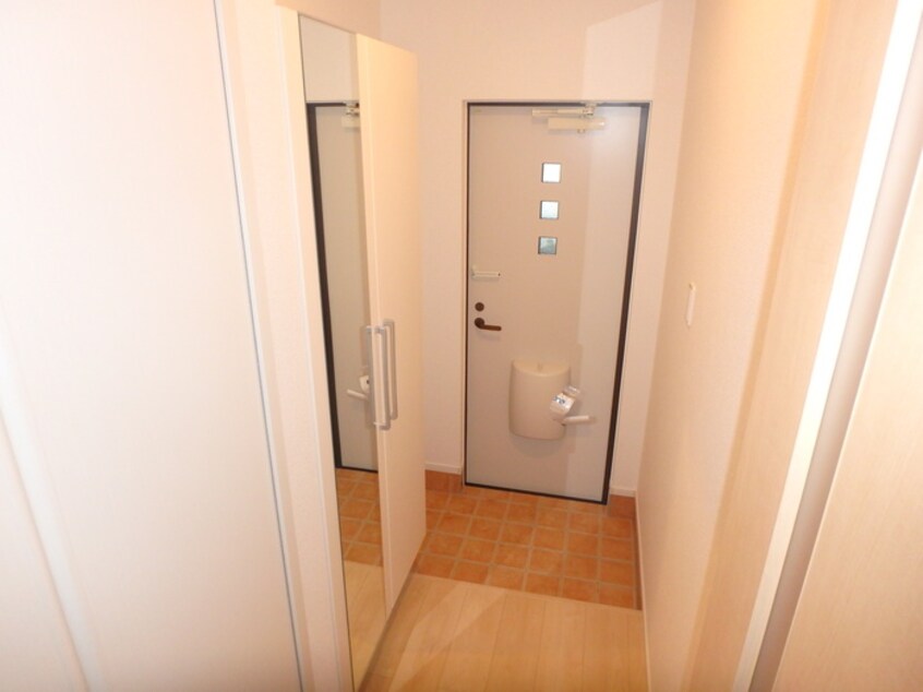 玄関 ジェイ・ヴィルタスⅤ