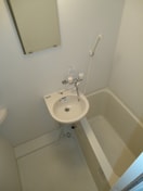 バス／シャワールーム等 アンレ－ヴ