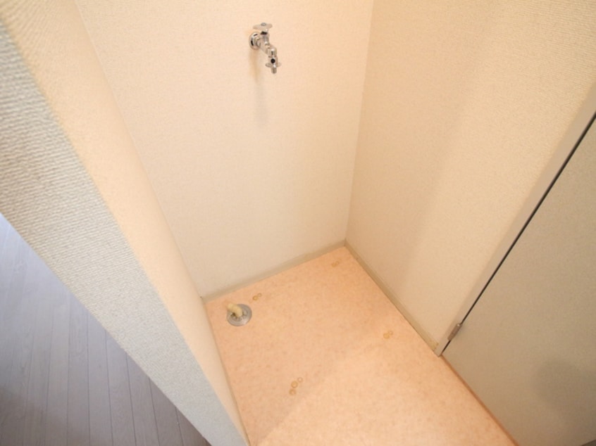 洗濯機置場 アネックス西新