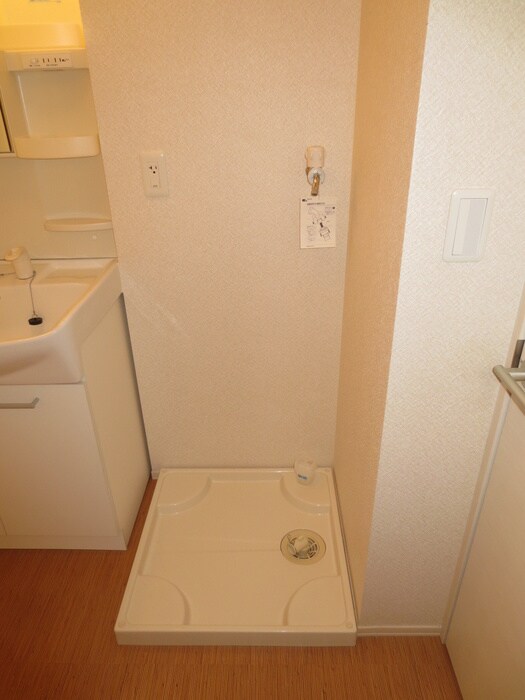 洗濯機置場 シルエラ