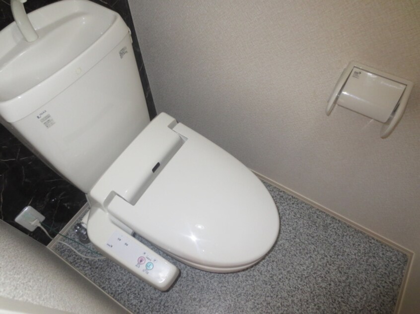 トイレ シルエラ