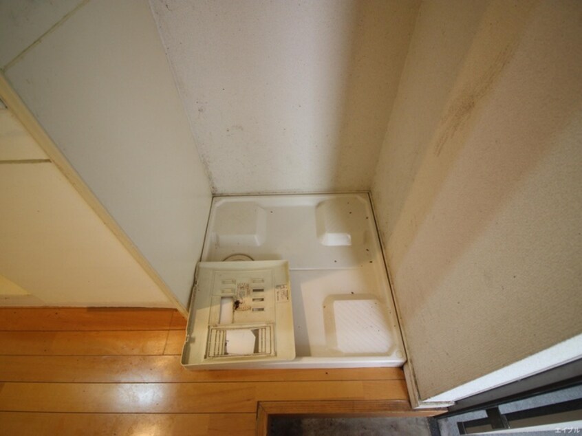 洗濯機置場 ベルチャ－ズ吉塚