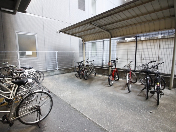 駐輪場 リバティシティ天神