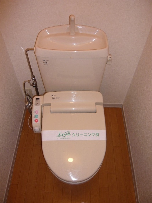 トイレ グランシャリオ古賀