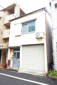 Senbou Garage House