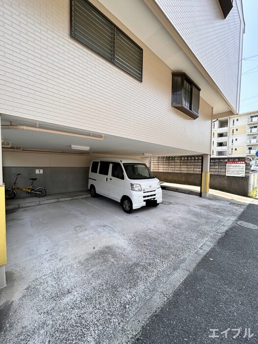 駐車場 シャトレＭＩＫＩ