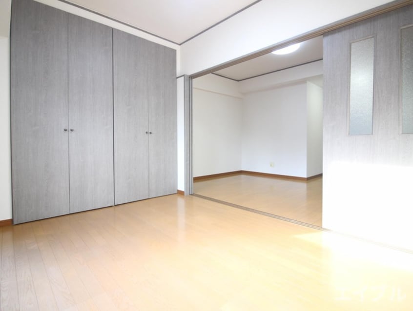 居室 ロイヤルパレス