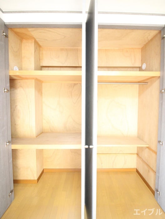 収納 ロイヤルパレス