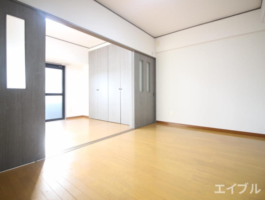 居室 ロイヤルパレス