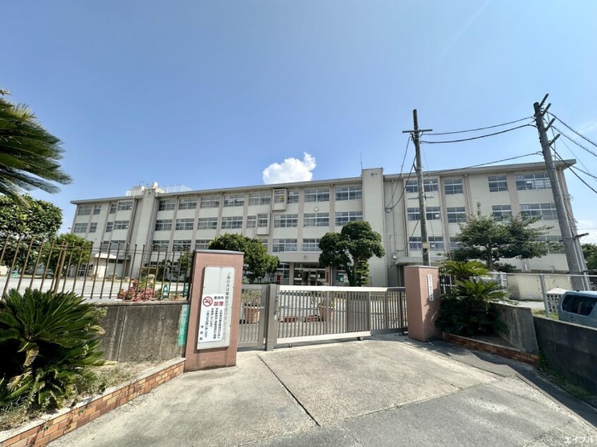 飯原小学校(小学校)まで400m クランベリーハウス