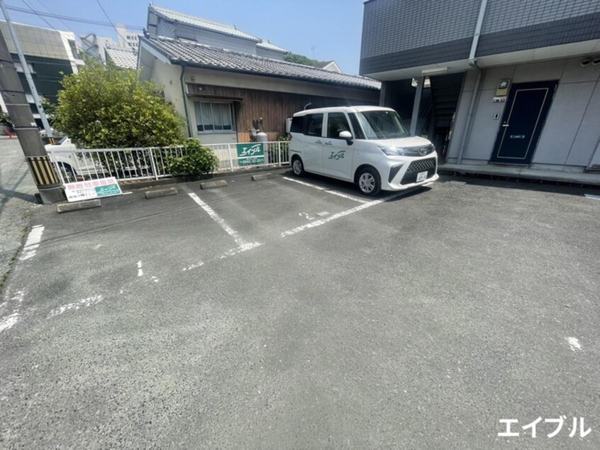 駐車場 プレアデスコーポ