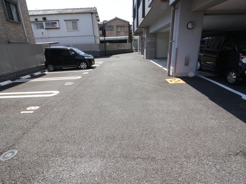 駐車場 ｱｰｽｺｰﾄY`sｼﾃｨ西神原町