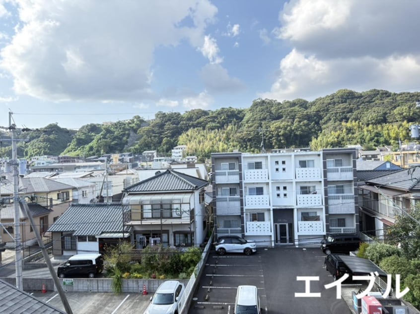 室内からの展望 Santacruz東谷山