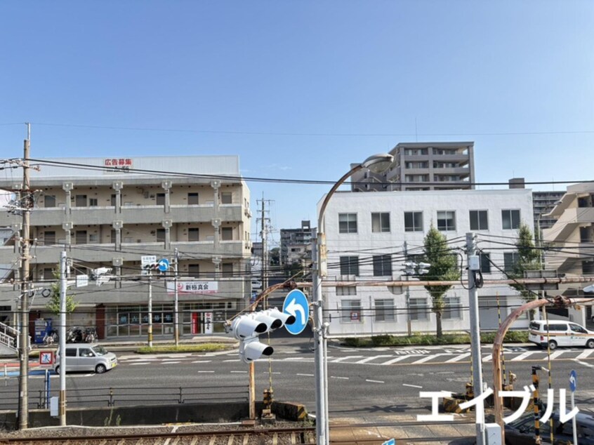 室内からの展望 Santacruz東谷山