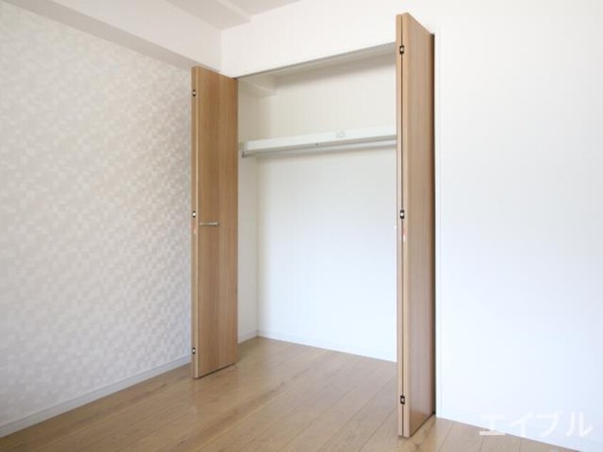 収納 ロイズ・センタ－マ－ク原町駅前