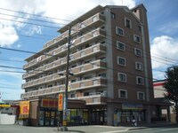 メゾンドール諸岡
