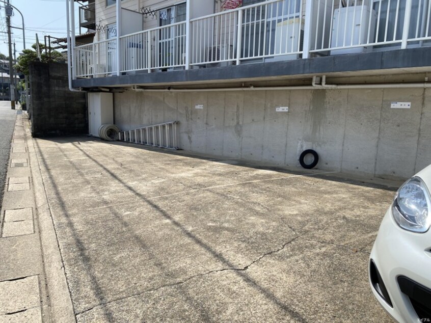 駐車場 グレイス香住ヶ丘