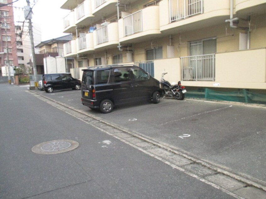 駐車場 サンアベニュー三宅