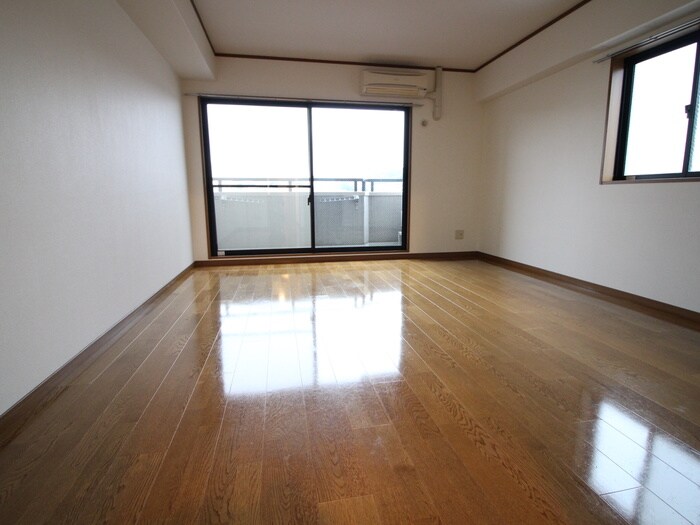 居室 クレーネ平尾