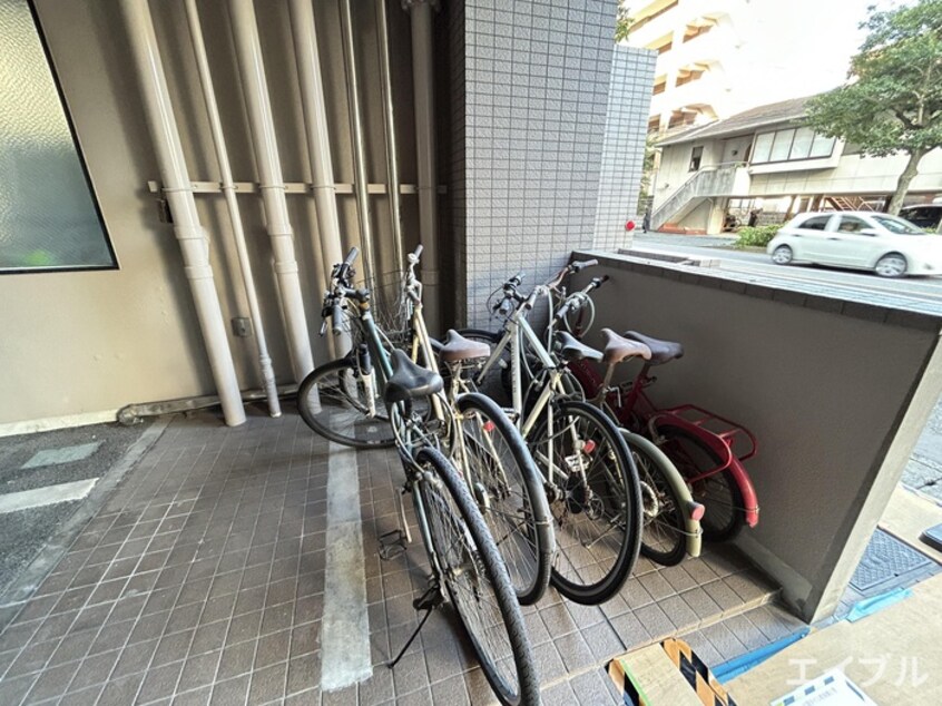 駐輪場 クレーネ平尾