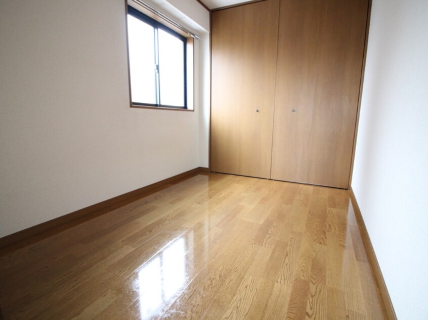 居室 クレーネ平尾