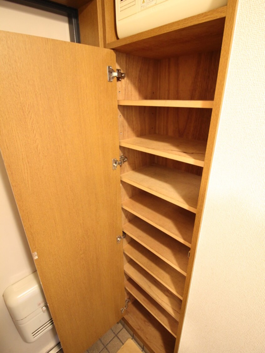 靴箱 クレーネ平尾