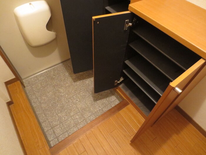 玄関 アンフィニＫ