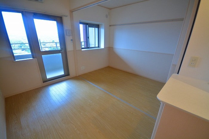 居室 ニュ－サンリバ－１４番館