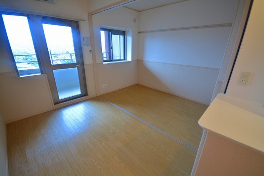 居室 ニュ－サンリバ－１４番館