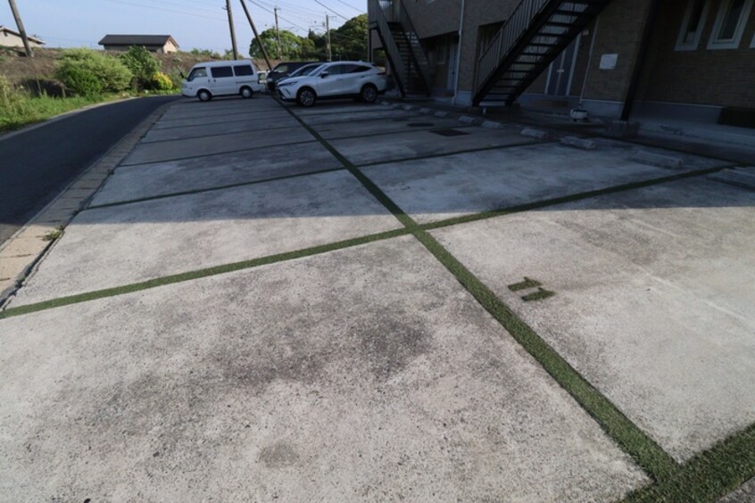 駐車場 リーベンコート目尾
