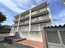 ロイヤルガーデン原田の外観